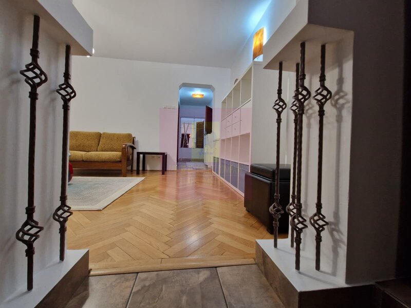 Apartament 2 camere Bd Eroilor- Academia Militara.